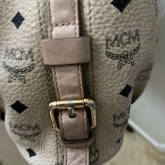 MCM munchen sling or handbag - Picture 3 of 5